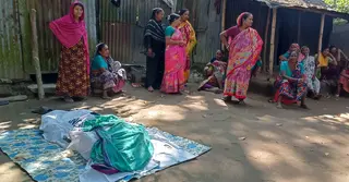 সাটুরিয়ায় ডোবা থেকে বৃদ্ধার মরদেহ উদ্ধার